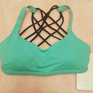 NWT Lululemon FTBW size 6